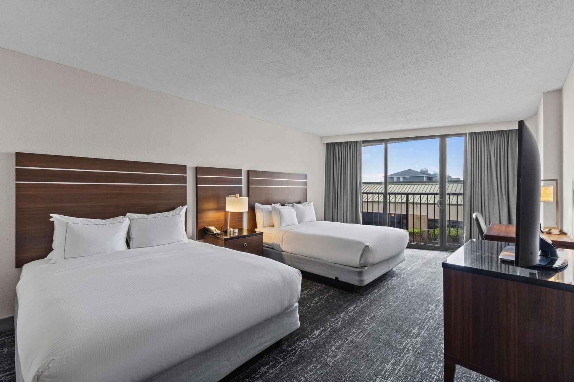 Doubletree By Hilton Atlantic Beach Oceanfront Eksteriør billede