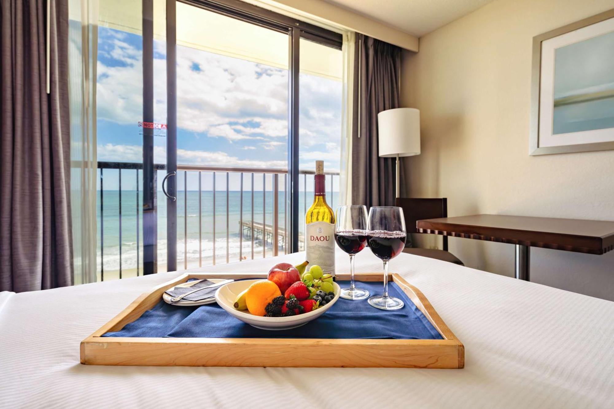 Doubletree By Hilton Atlantic Beach Oceanfront Eksteriør billede